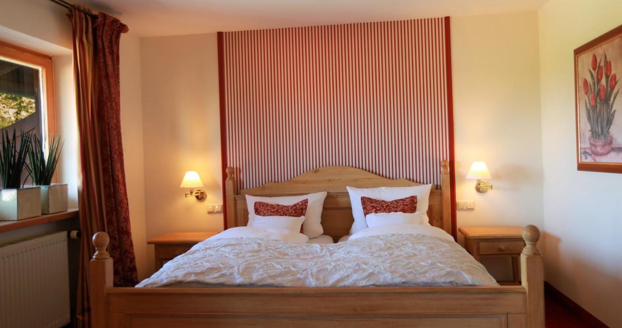 Hotel Kapler Alm Waakirchen Esterno foto